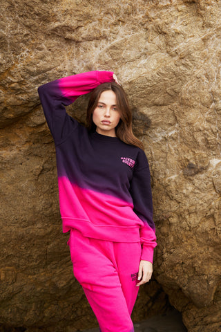 Crewneck.