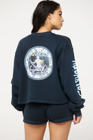 Crewneck Pullover in Aquarius Back Bone Society.