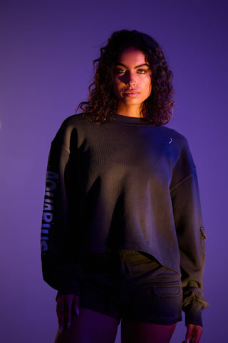Crewneck Pullover in Aquarius Back Bone Society.