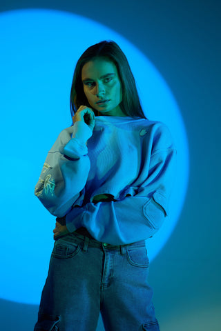 Cropped Pullover in Taurus Back Bone Society.