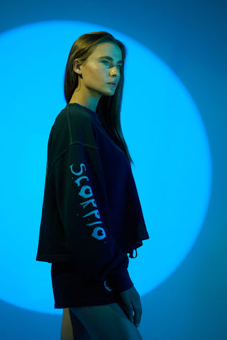 Crewneck Pullover in Scorpio